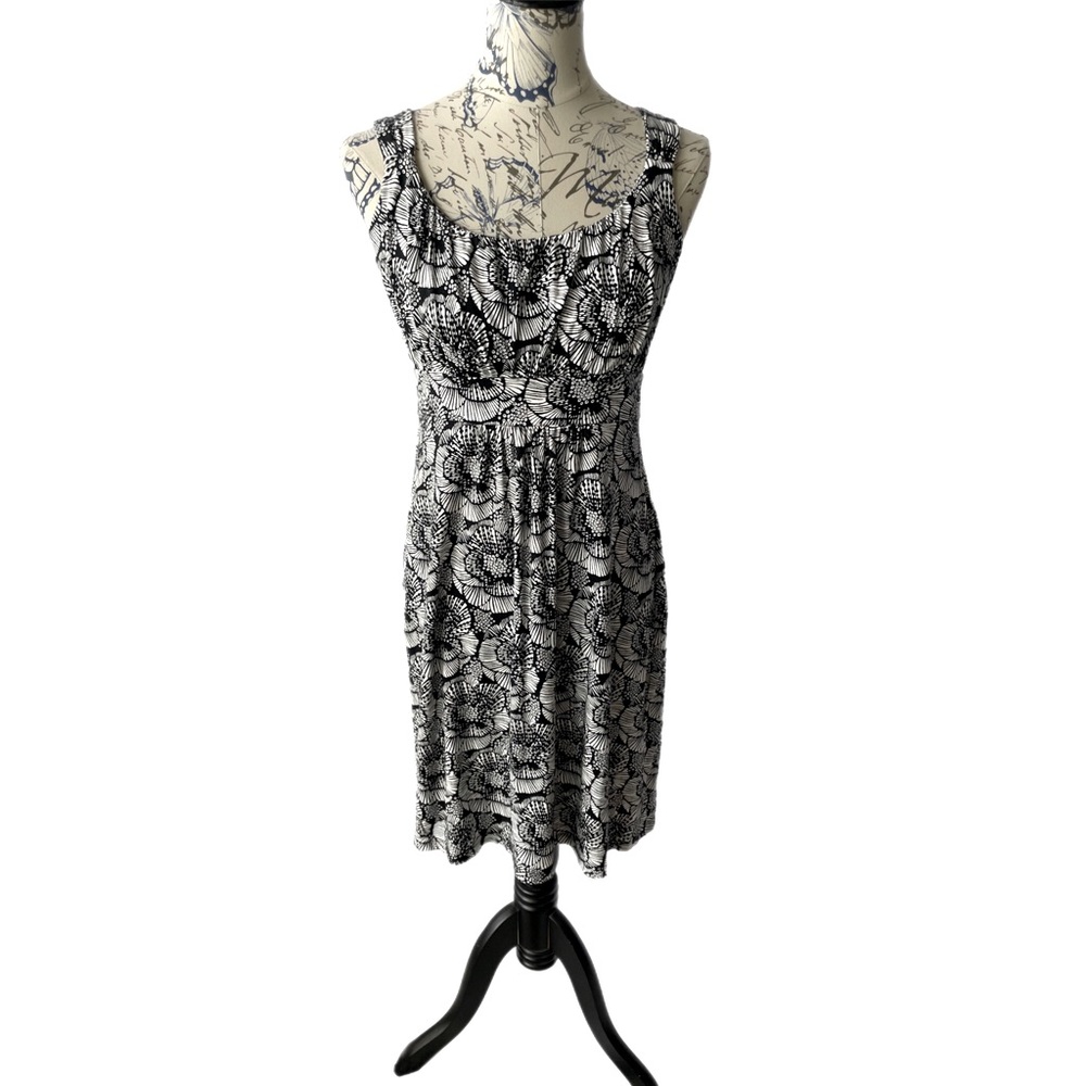 Ann Taylor Black and White Floral Print Sleeveless A-Line Dress Size S